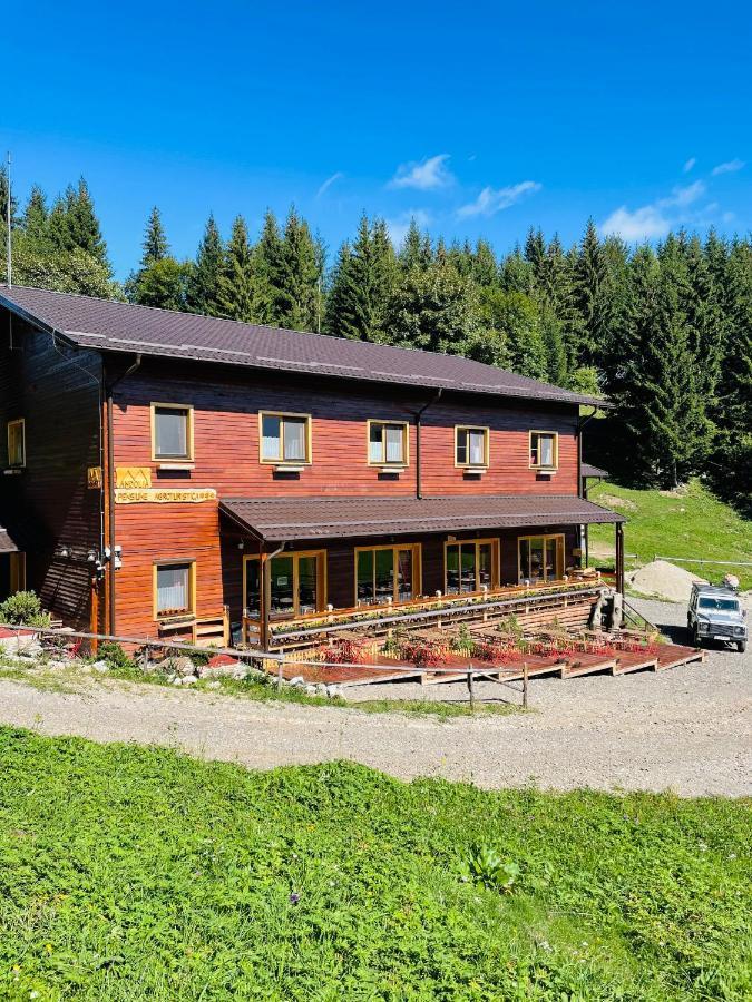 Andolia Lodge *