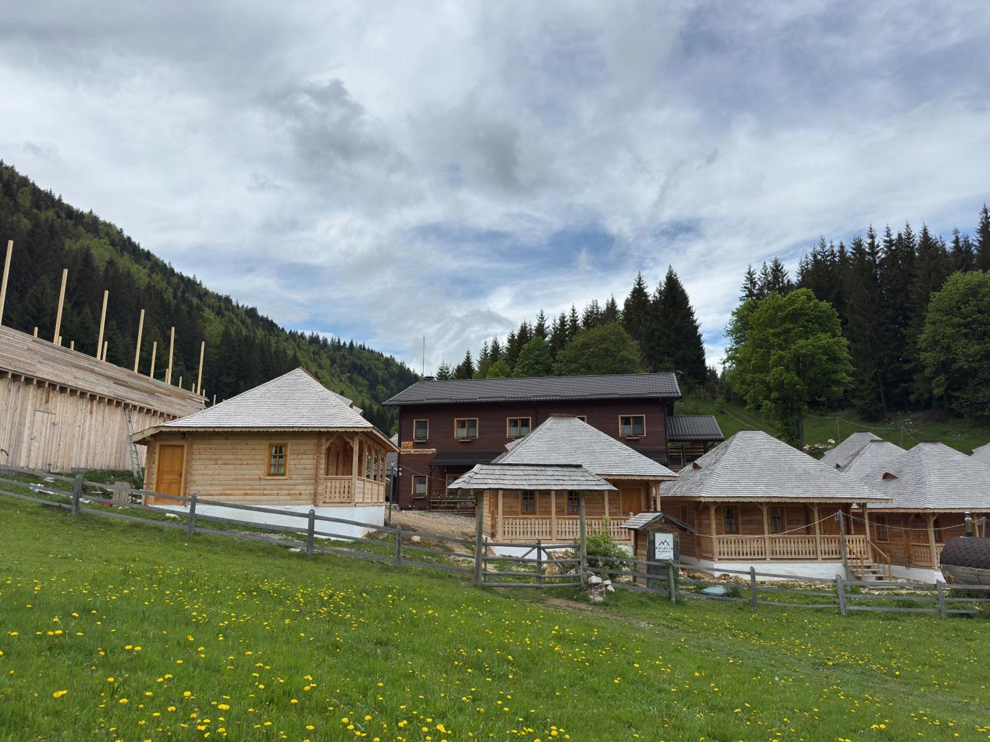 Lodge Andolia *